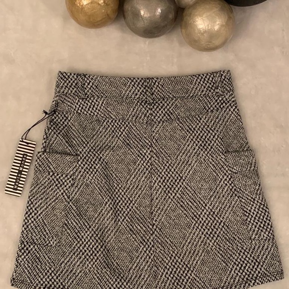 Haute Monde mini Skirt with front ziper size S - Picture 3 of 6